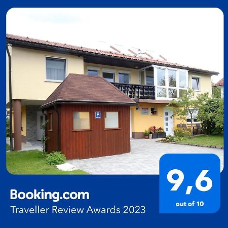 Apartma Vila Zigmund Cerknica Exterior foto